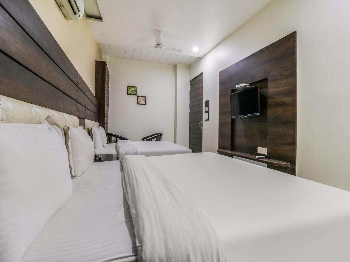 Oyo 1977 Hotel Grand Galaxy Αμριτσάρ Εξωτερικό φωτογραφία