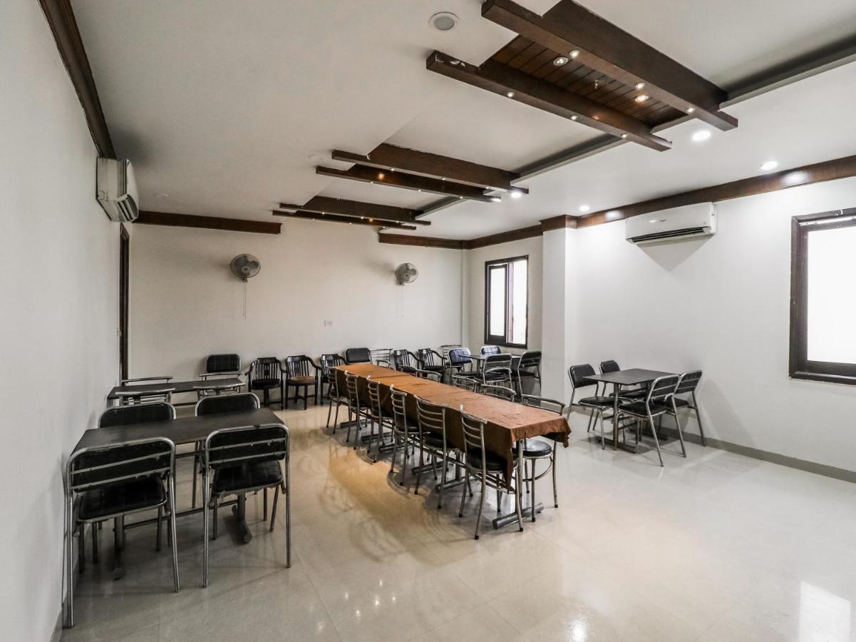 Oyo 1977 Hotel Grand Galaxy Αμριτσάρ Εξωτερικό φωτογραφία