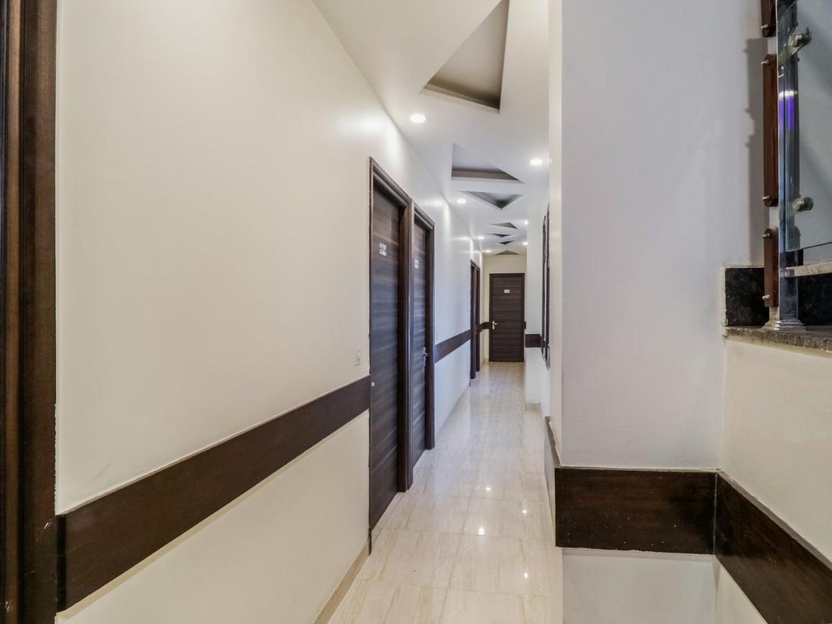 Oyo 1977 Hotel Grand Galaxy Αμριτσάρ Εξωτερικό φωτογραφία
