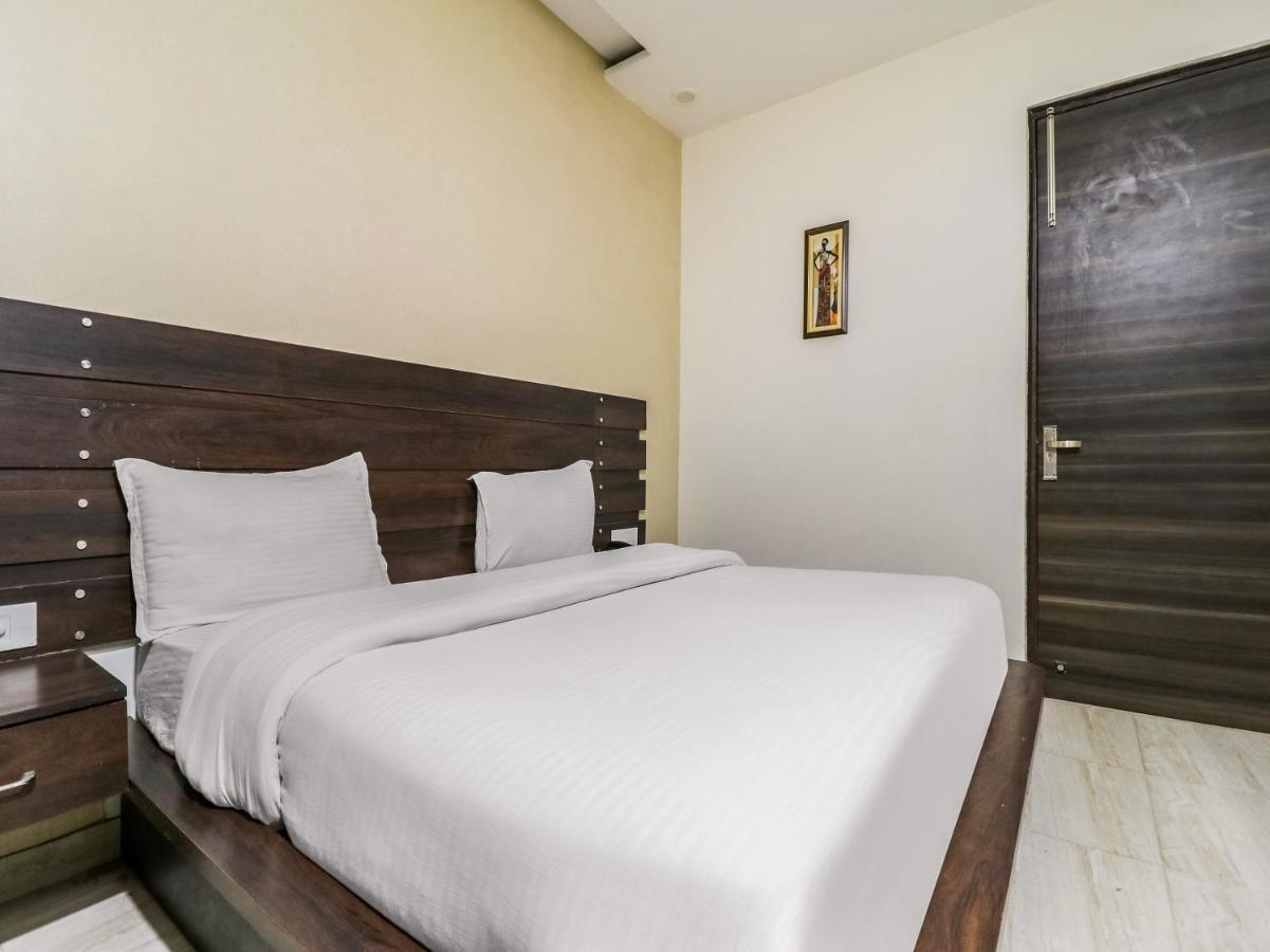 Oyo 1977 Hotel Grand Galaxy Αμριτσάρ Εξωτερικό φωτογραφία